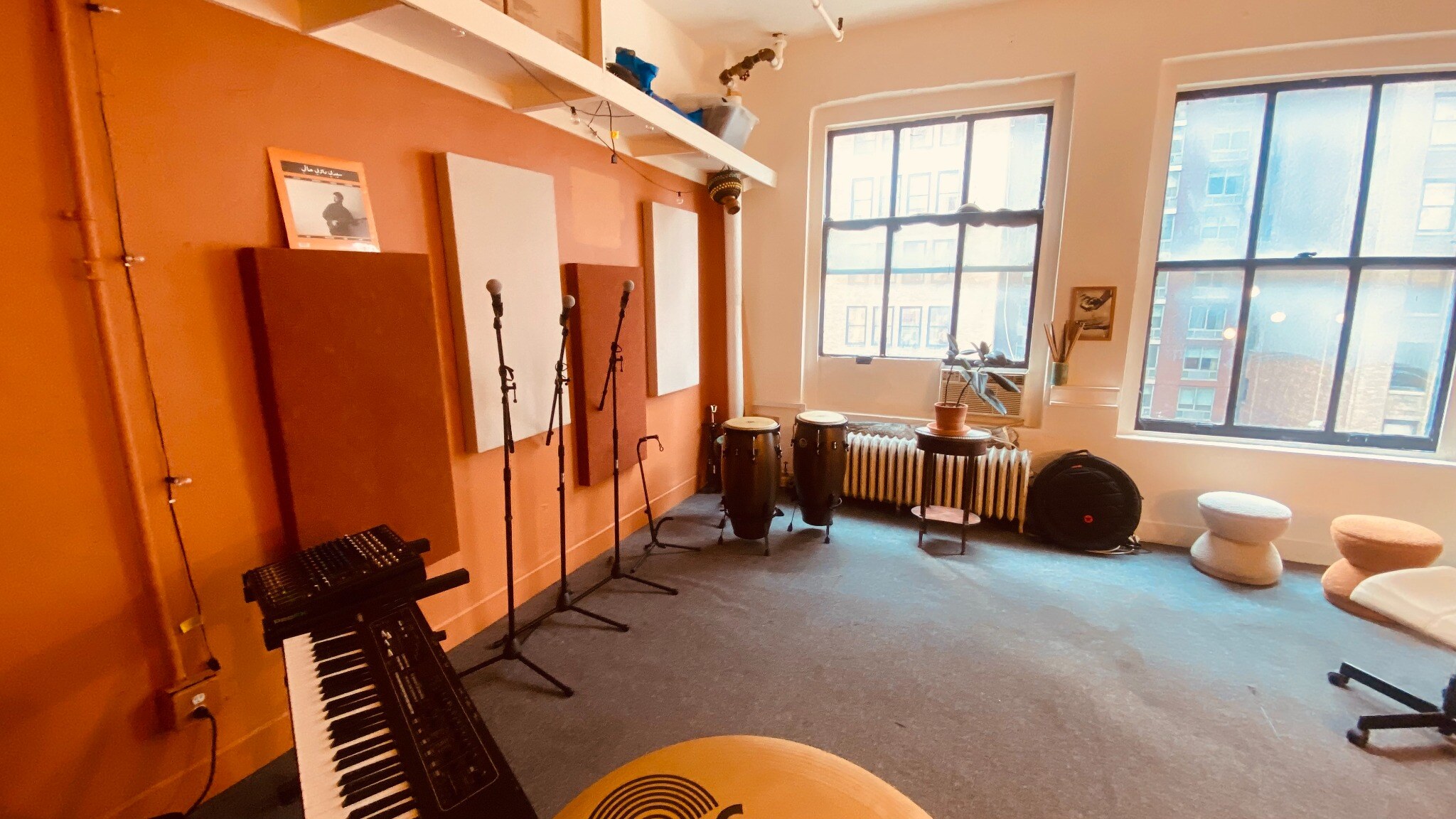 Golden Hour Studio – Great Rates in Beautiful Space!